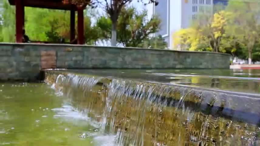 你看這個(gè)環(huán)境就好滴很！
