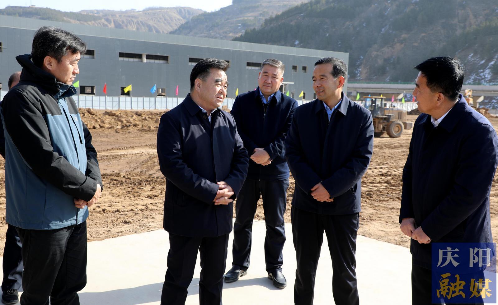 黃澤元在華池縣調研時強調 提神提速提質全力推動各項工作落地見效 真干快干實干奮力實現(xiàn)縣域經(jīng)濟跨越趕超